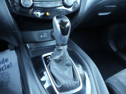 Used 2020 Nissan Rogue Sport SV w/ All-Weather Package image 32