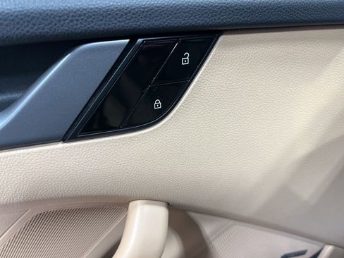 Used 2020 Porsche 911 Carrera image 37