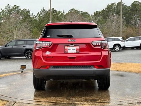 New 2026 Jeep Compass Latitude image 6