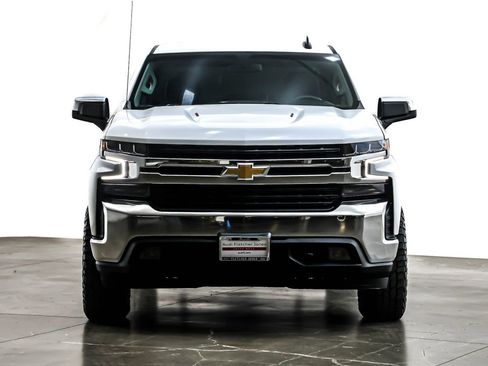 Used 2020 Chevrolet Silverado 1500 LT w/ Trailering Package image 2