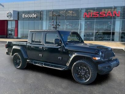 Used 2024 Jeep Gladiator Sport