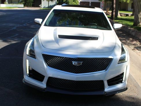 Used 2019 Cadillac CTS V w/ Carbon Fiber Package image 4