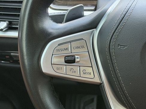 Used 2023 BMW X7 xDrive40i AWD/4WD image 13