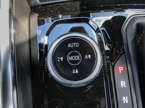 New 2025 GMC Canyon AT4 w/ Nightfall Edition image 20