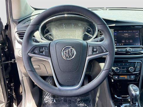 Used 2021 Buick Encore Preferred AWD/4WD image 11