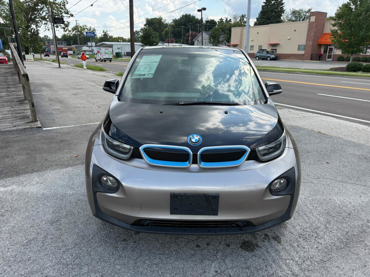 Used 2015 BMW i3 w/ Range Extender RWD image 3