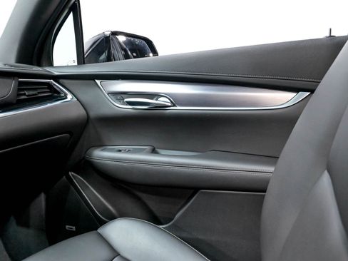 Used 2022 Cadillac XT6 Luxury FWD image 15