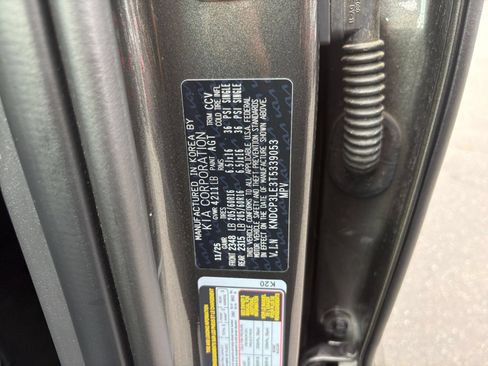 Used 2026 Kia Niro LX FWD image 27