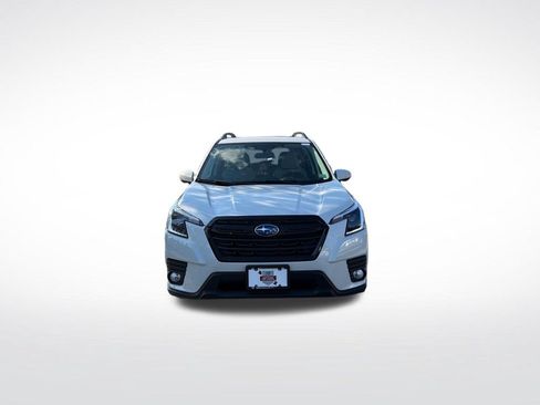 Certified 2023 Subaru Forester Premium AWD/4WD image 5