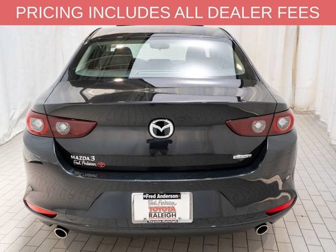 Used 2024 MAZDA MAZDA3 s FWD image 4