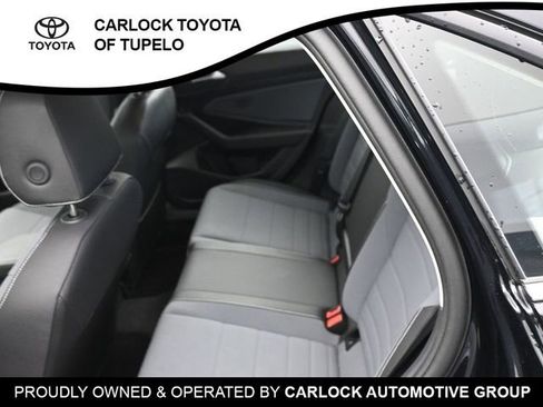 Used 2025 Volkswagen Jetta SE w/ Sunroof Package image 22