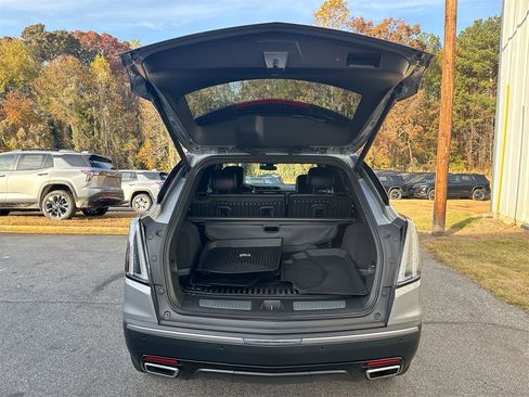 Used 2025 Cadillac XT5 Sportv w/ LPO, Floor Liner Package image 34