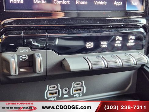 New 2026 RAM 2500 Big Horn AWD/4WD image 26