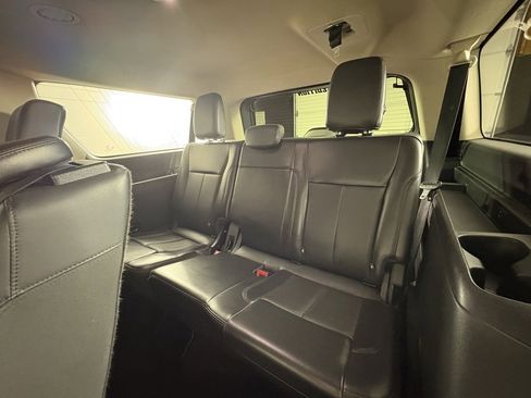 Used 2023 Ford Expedition Max XLT image 48