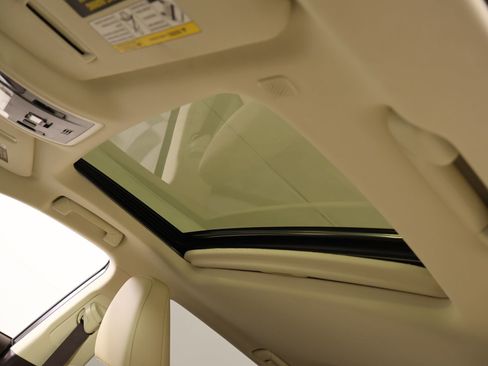 Used 2020 Lexus RX 350L FWD w/ Premium Package image 16