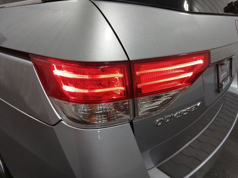 Used 2016 Honda Odyssey EX-L image 36