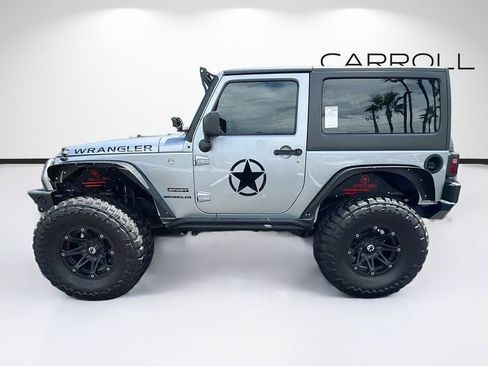 Used 2016 Jeep Wrangler Sport w/ Connectivity Group AWD/4WD image 6