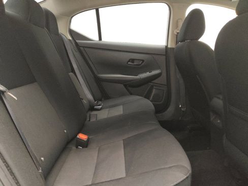 Used 2024 Nissan Sentra SV w/ Lighting Package image 19