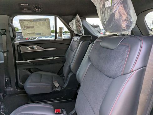 New 2026 Ford Explorer ST RWD image 15
