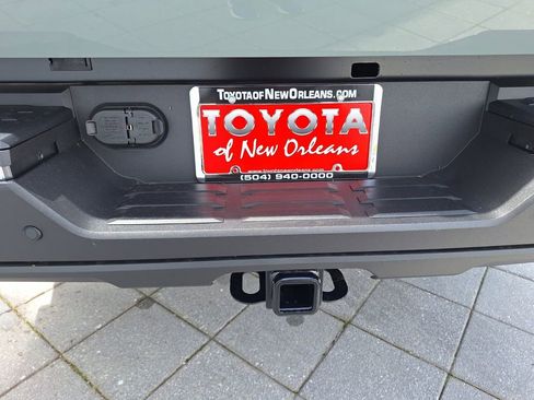 New 2026 Toyota Tundra Platinum AWD/4WD image 17