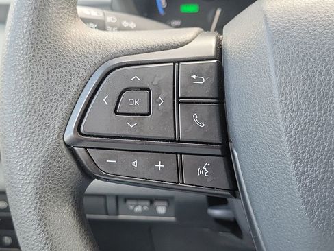 Certified 2025 Toyota Sienna LE image 25