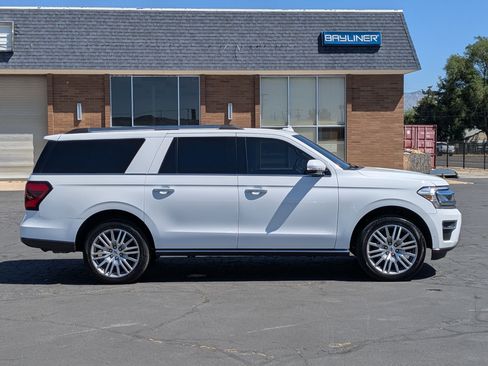 Used 2022 Ford Expedition Max Limited AWD/4WD image 2