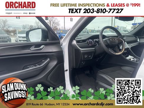 Used 2023 Jeep Grand Cherokee Altitude image 19