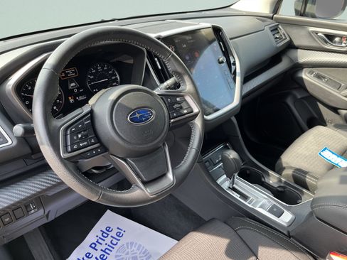 Used 2025 Subaru Ascent Premium AWD/4WD image 14
