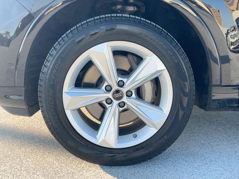 Certified 2023 Audi Q7 2.0T Premium Plus w/ Convenience Package AWD/4WD image 12