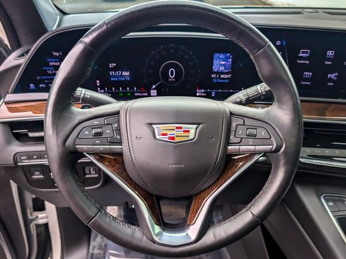 Used 2022 Cadillac Escalade ESV Sport Platinum w/ LPO, ONYX Package image 19