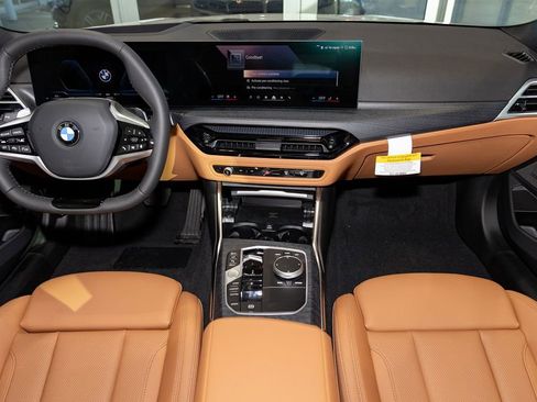 Used 2026 BMW 330i xDrive Sedan w/ Premium Package AWD/4WD image 37