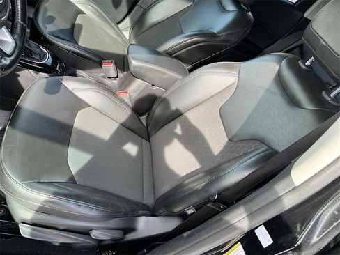 Used 2020 Jeep Compass Latitude image 18