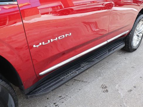 Used 2021 GMC Yukon SLT w/ Rear Media and Nav Package image 31