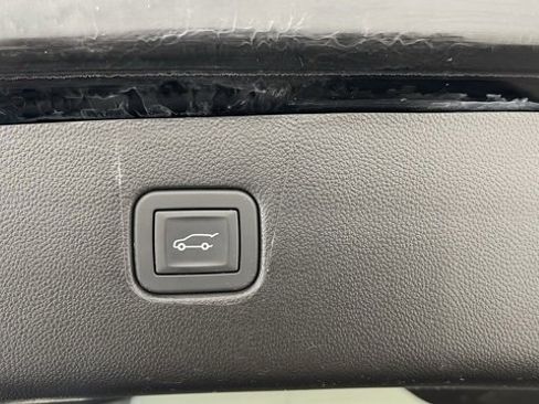 Used 2025 Chevrolet Blazer RS image 46