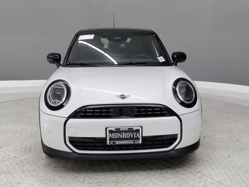 New 2026 MINI Cooper 4-Door Hardtop image 2