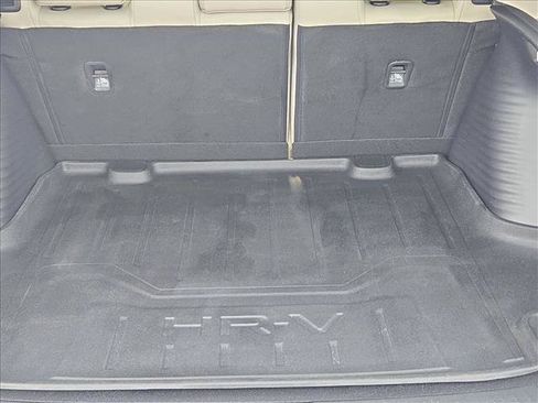 Used 2024 Honda HR-V EX-L image 6