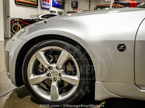 Used 2008 Nissan 350Z Touring image 43
