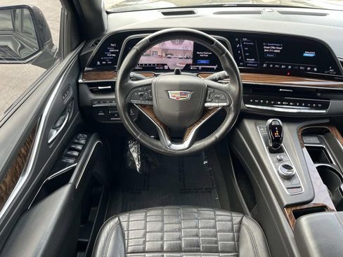 Used 2021 Cadillac Escalade ESV Sport Platinum image 14