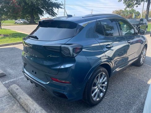 Used 2024 Buick Encore GX Avenir w/ Avenir Technology Package FWD image 9