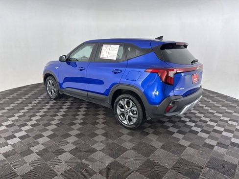 Used 2024 Kia Seltos LX image 7