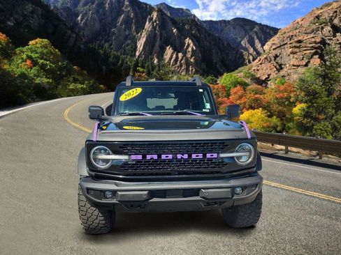 Used 2022 Ford Bronco Wildtrak image 6