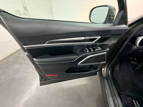 Used 2024 Kia Telluride S w/ S Sunroof Package FWD image 23