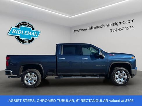 Used 2023 Chevrolet Silverado 2500 LTZ image 9