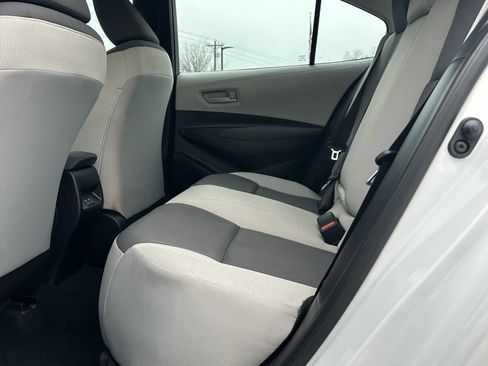 Used 2024 Toyota Corolla LE image 21