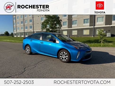 Certified 2021 Toyota Prius XLE AWD/4WD image 1