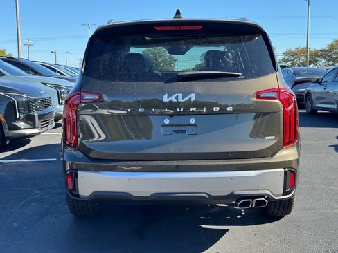 New 2025 Kia Telluride S image 4