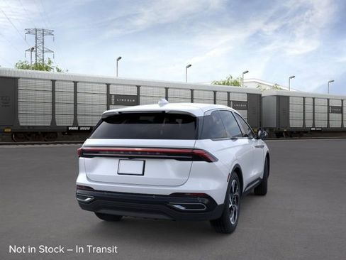 New 2026 Lincoln Nautilus Premier AWD/4WD image 8