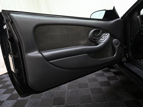 Used 1994 Pontiac Firebird Trans Am image 16