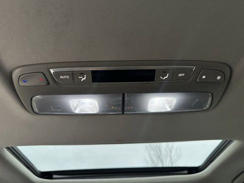 Used 2022 Kia Telluride SX w/ Towing Package image 36