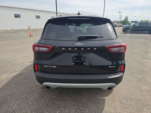 Used 2023 Ford Escape Active w/ Tech Pack #2 AWD/4WD image 4